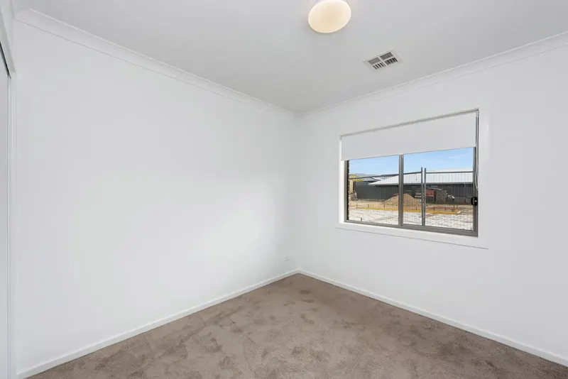 50 Zealie Bend, Googong, photo 13