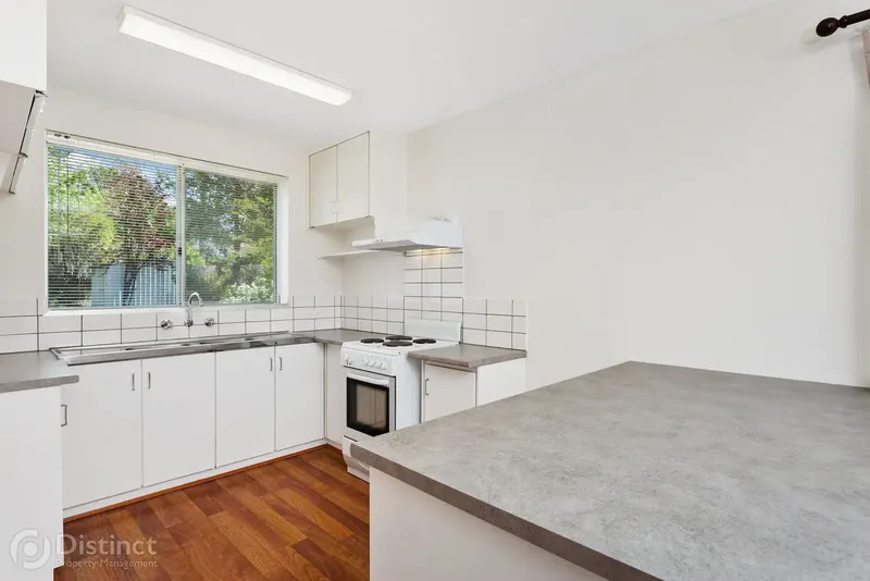 2/50 Templeton Street, Cook, photo 2