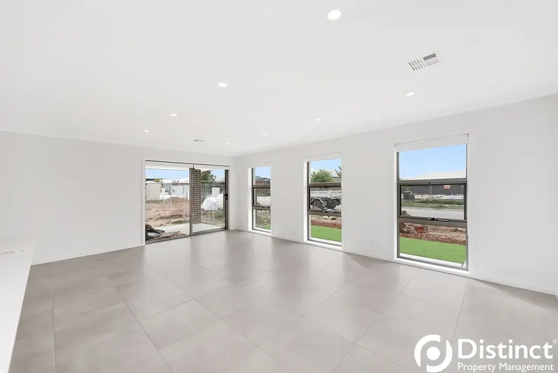 50 Zealie Bend, Googong, photo 9