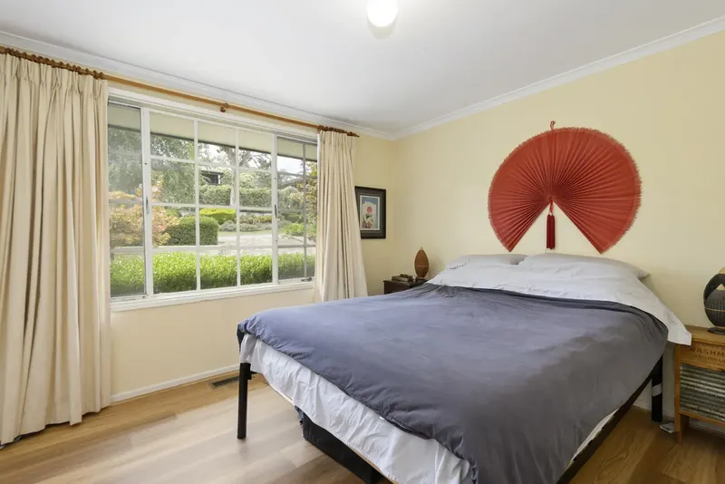 44 Hawkesbury Crescent, Farrer, photo 9