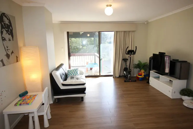 12 Birrel Street, Page, photo 3