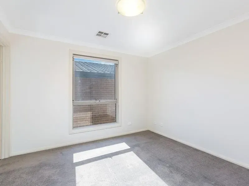 5 Bindugan Crescent, Ngunnawal, photo 8