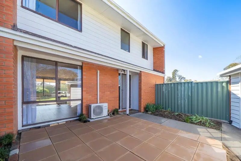 4 Cumbrae Place, Kambah, photo 10