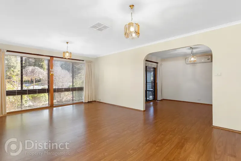40 Chataway Crescent, Fadden, photo 6