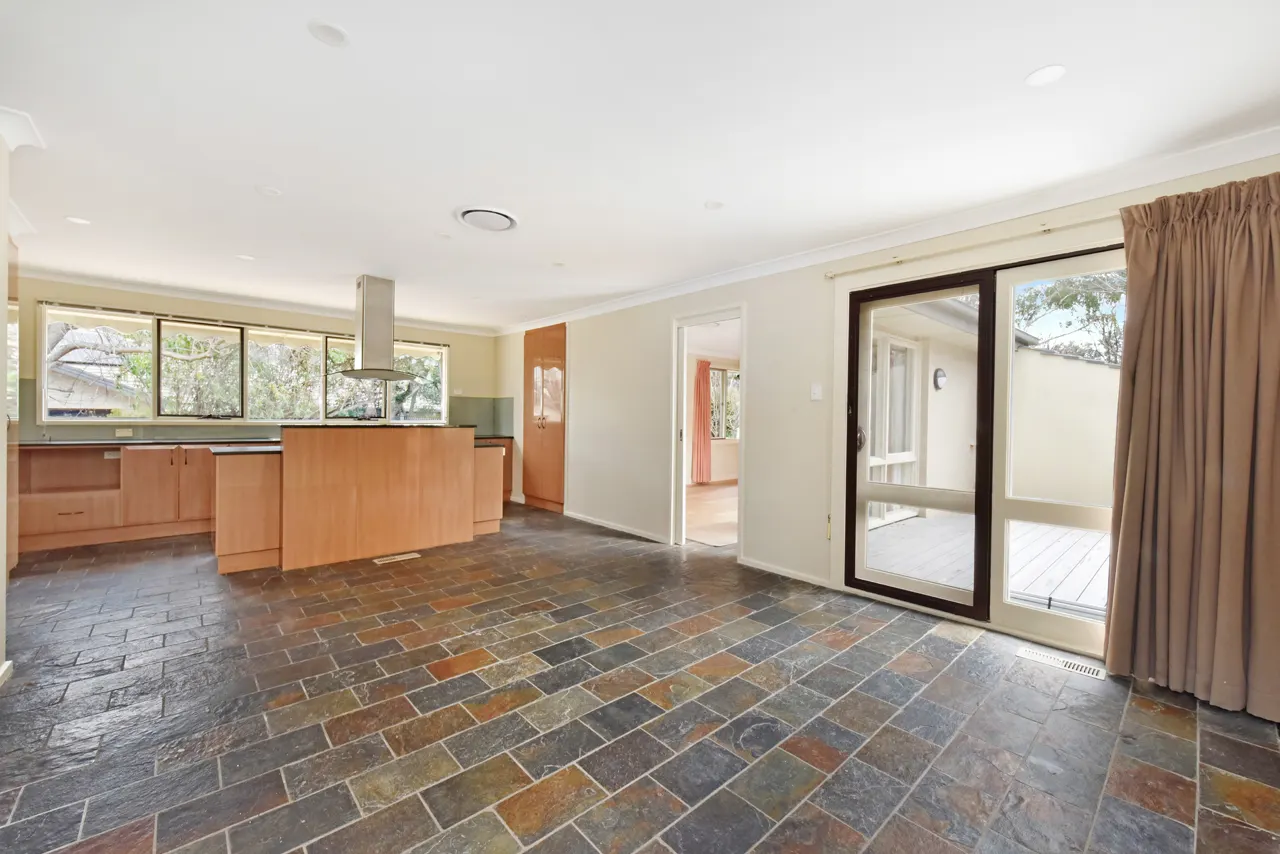 8 Legge Street, Downer, photo 1