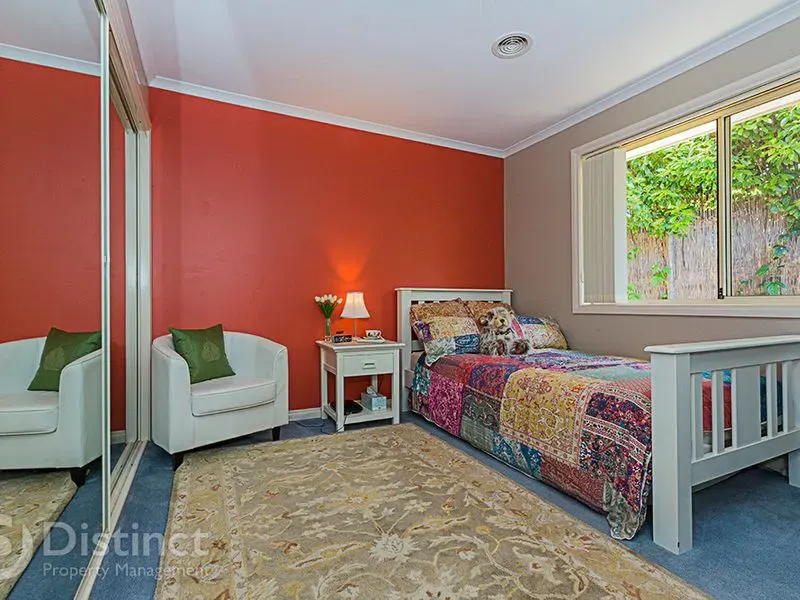 2 Camphorwood Close, Jerrabomberra, photo 7