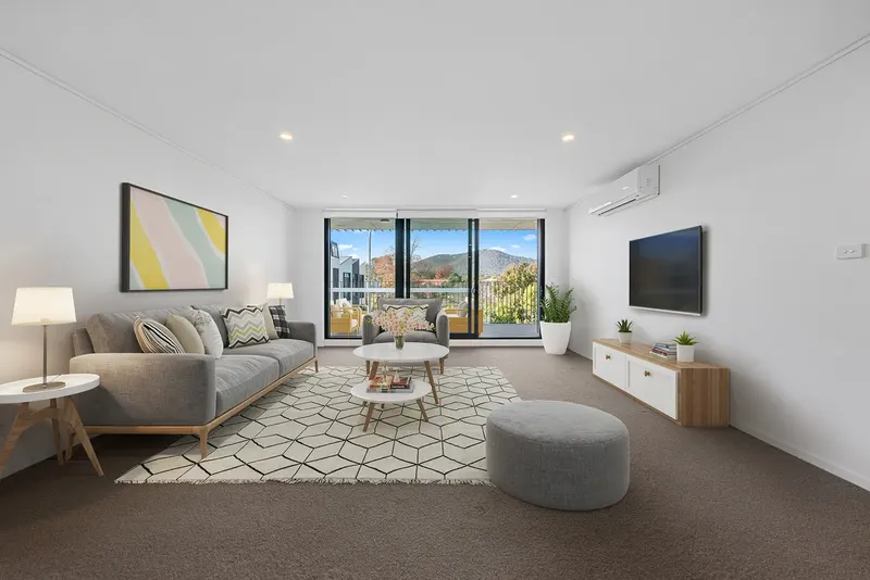 27/90 Lowanna Street, Braddon, photo 3