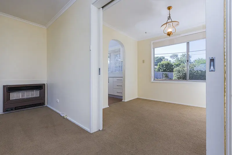 11 Tucana Street, Giralang, photo 5