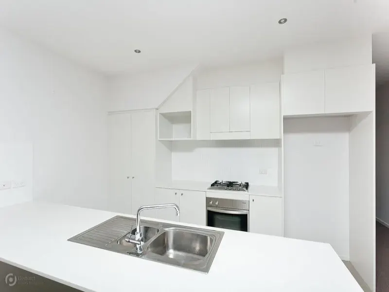 110/215 Aspinall Street, Watson, photo 2