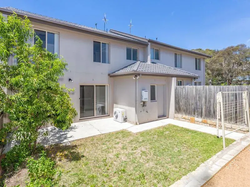 51 Frances Burke Street, Gungahlin, photo 12