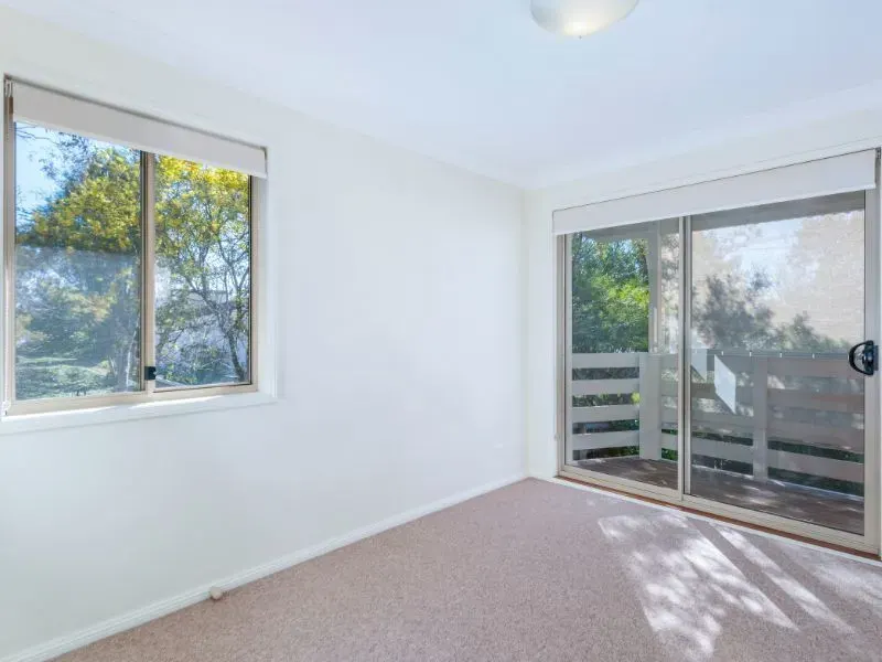 58 Dennis Street, Garran, photo 8