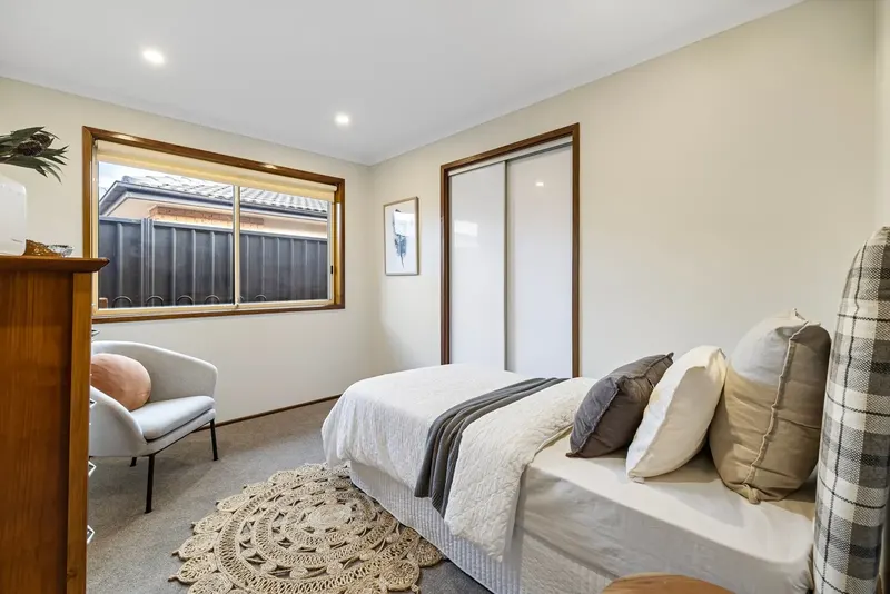 33 Poplar Crescent, Jerrabomberra, photo 10