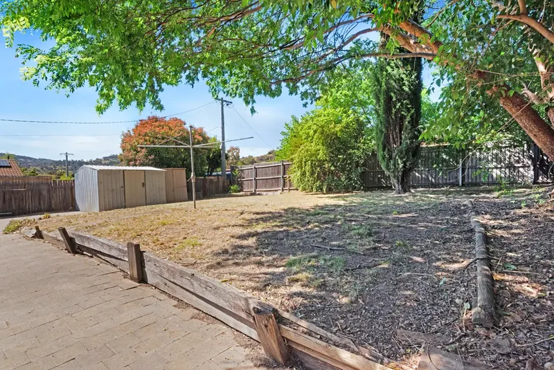 6 Benson Crescent, Calwell, photo 10