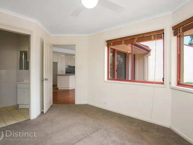 32/10 Federal Highway, Watson, photo 6