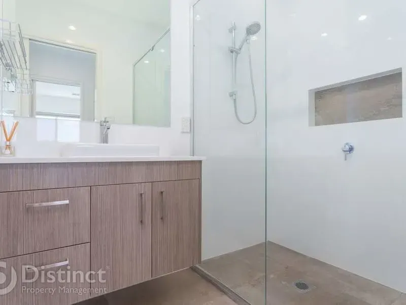 44 Gudamang Street, Ngunnawal, photo 9
