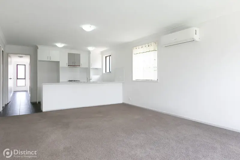 108 Burrumarra Avenue, Ngunnawal, photo 5