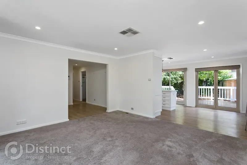 6 Allwood Street, Chifley, photo 7