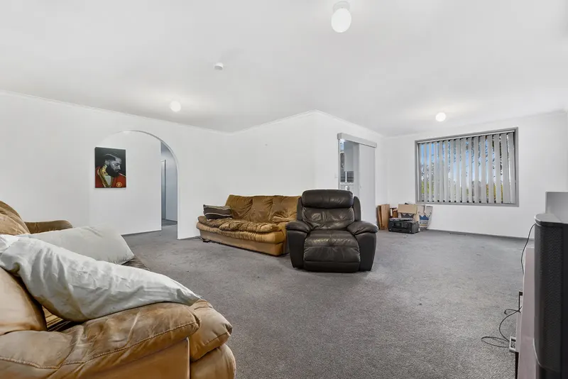 3 Ashley Drive, Wanniassa, photo 3