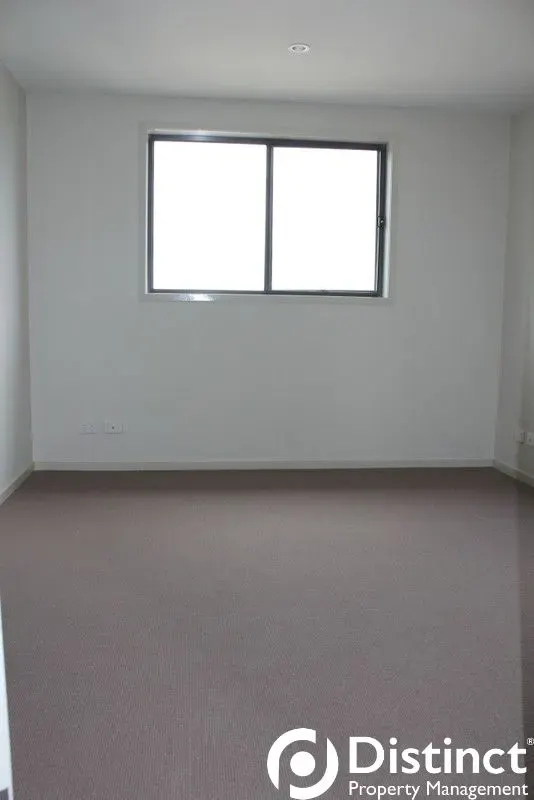 102/104 Henry Kendall Street, Franklin, photo 6