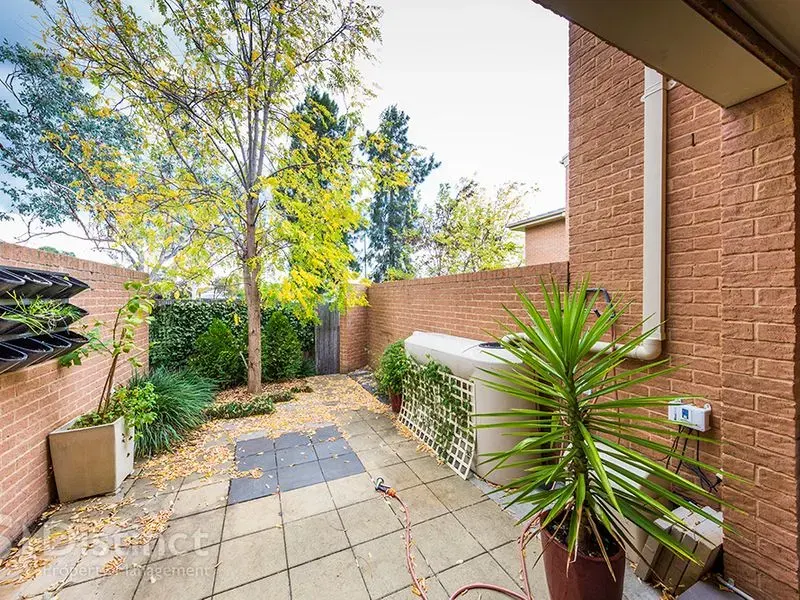 3/2 Mcintosh Street, Queanbeyan, photo 7