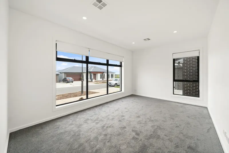 28 Grace Munro Crescent, Strathnairn, photo 3