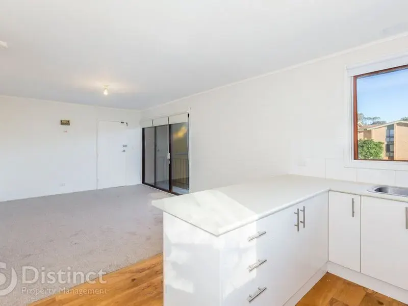 3/4 Keith Street, Scullin, photo 4