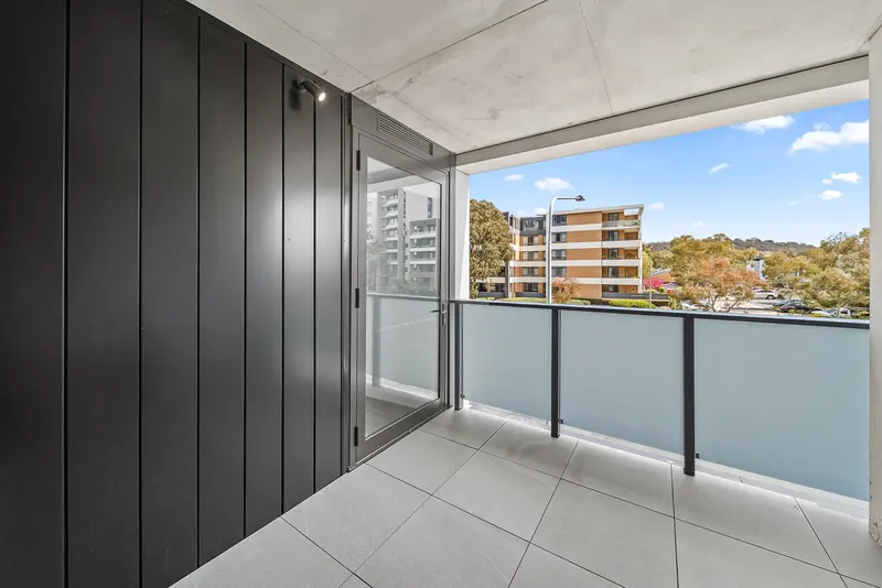 203/220 Melrose Drive, Phillip, photo 12