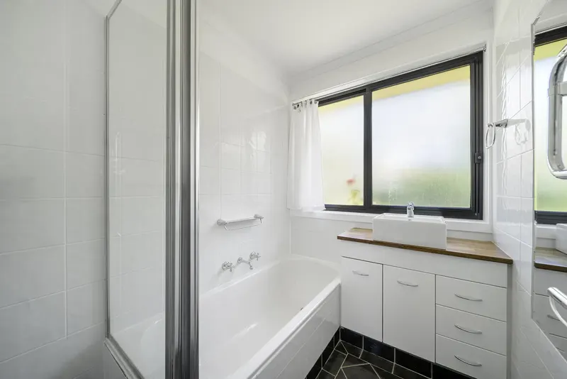 13 Fuhrman Street, Evatt, photo 10
