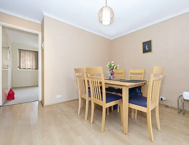 4/6 Antis Street, Phillip, photo 2