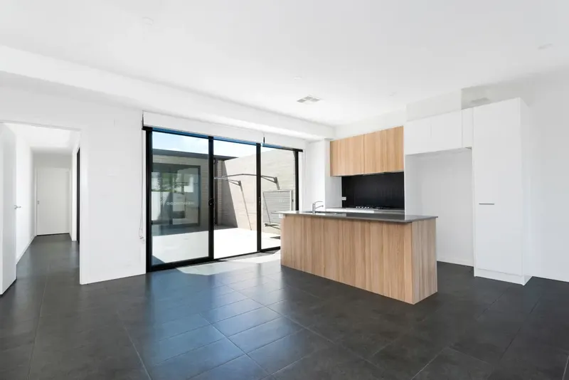 28 Melomys Circuit, Throsby, photo 4