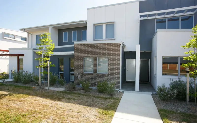 33/58 Max Jacobs Avenue, Wright, photo 1