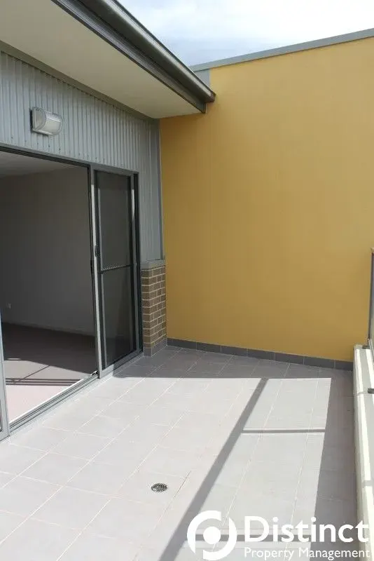 102/104 Henry Kendall Street, Franklin, photo 12