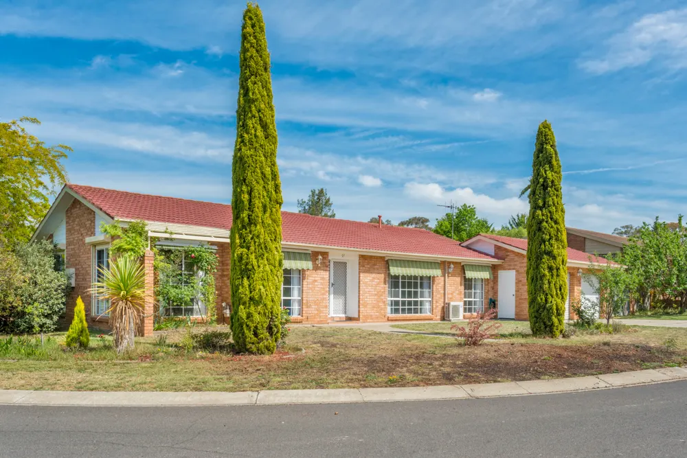 27 Bemboka Crescent, Kaleen, photo 1
