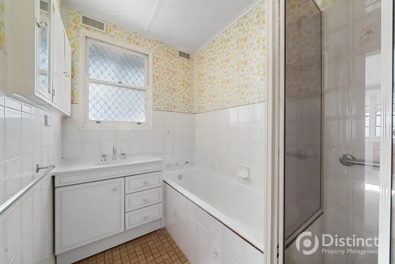 6 Rodway Street, Yarralumla ACT 2600, photo 12