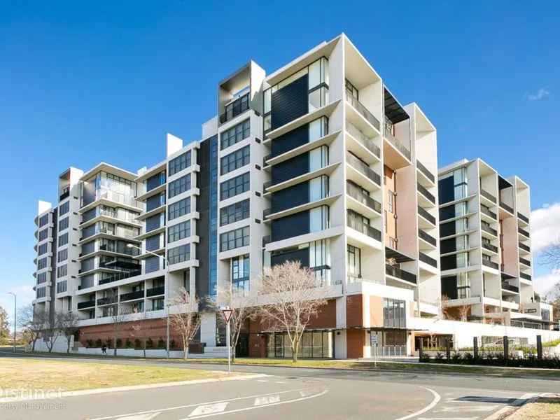 1/97 Eastern Valley Way, Belconnen, photo 1