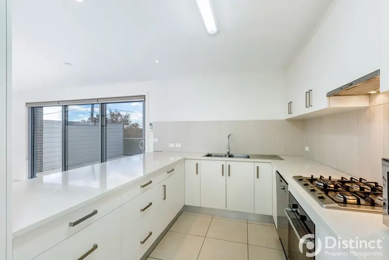 18b Stevenson Street, Torrens, photo 3