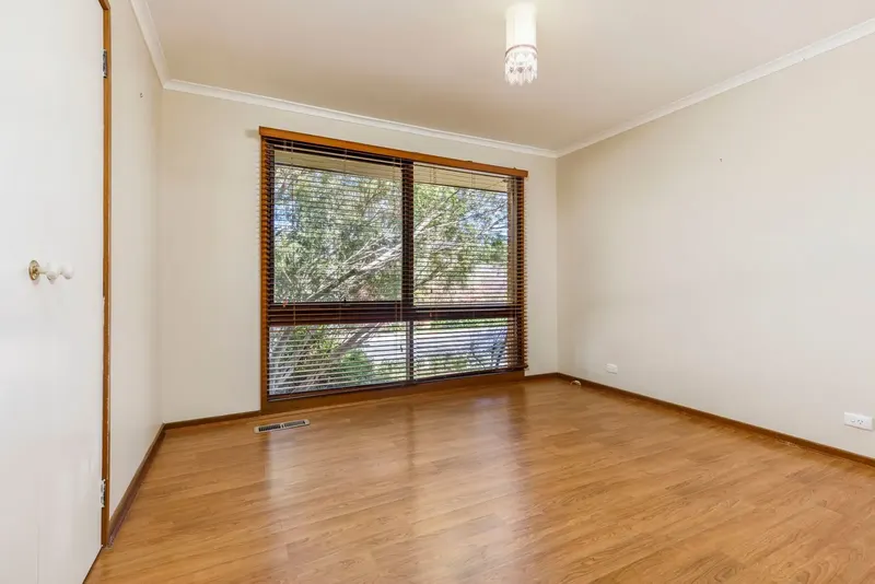 26 Merriman Crescent, Macarthur, photo 9