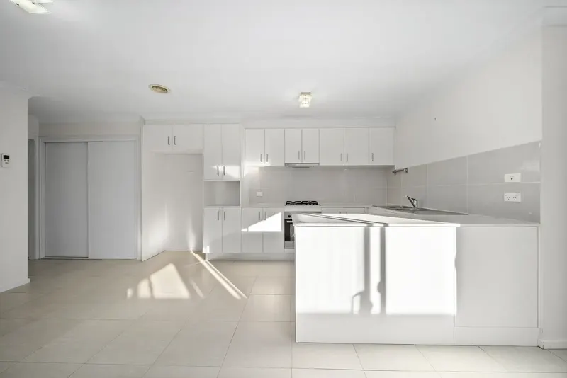63 Kingsland Parade, Casey, photo 10