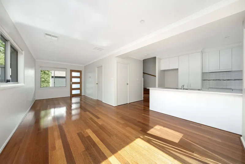 3/8 Hope Street, Dickson