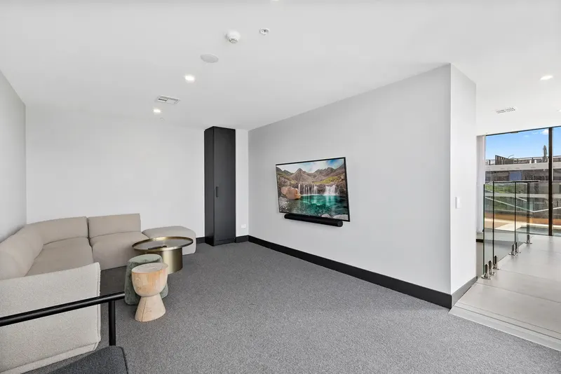 219/81 Cooyong Street, Reid, photo 16
