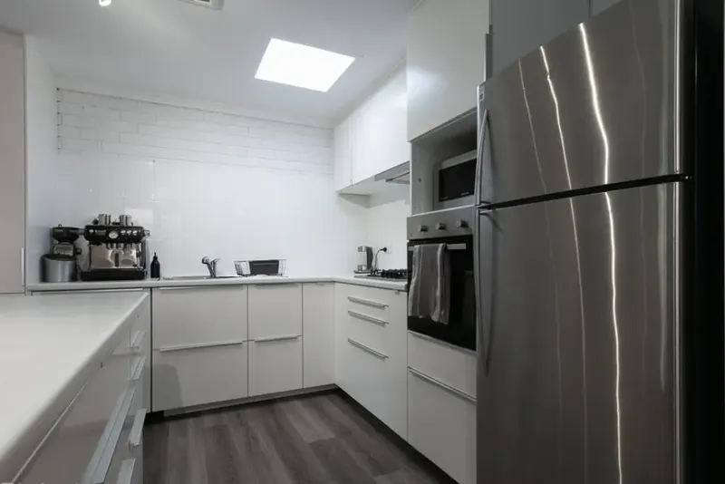 6 Moorehead Place, Latham, photo 5