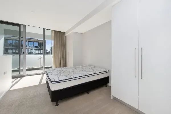 116/50 Eastlake Parade, Kingston, photo 4