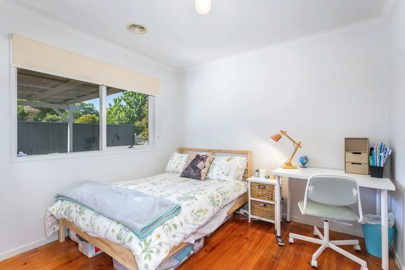 10 Diamantina Crescent, Kaleen ACT 2617, photo 8