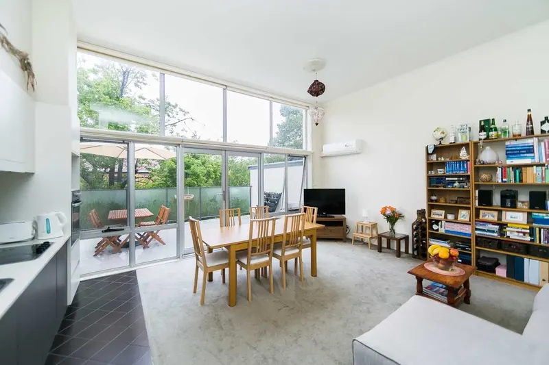 11/48 Henty Street, Braddon, photo 4