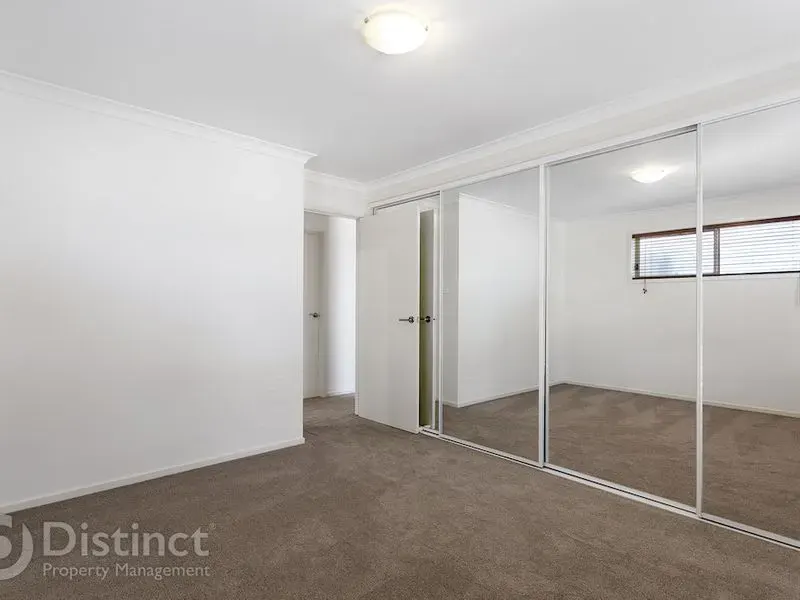 35 Constance Stone Street, Macgregor, photo 6