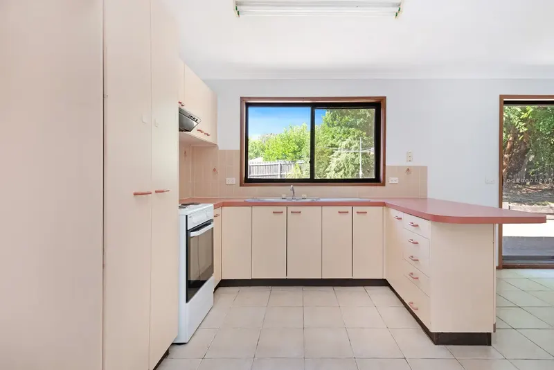 6 Benson Crescent, Calwell, photo 5