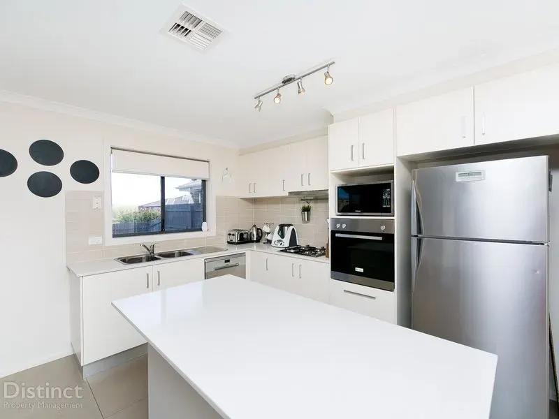 66 Refshauge Crescent, Macgregor, photo 2