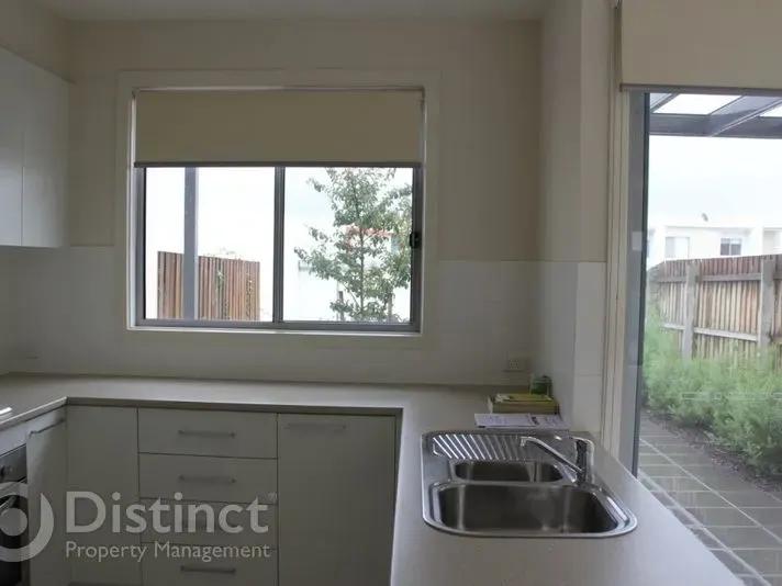 22 Redruth Street, Crace, photo 3