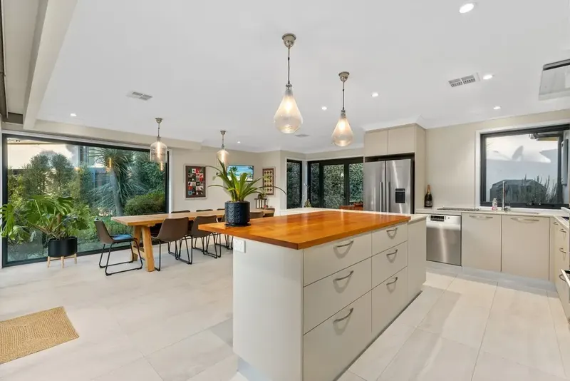 58 Carstensz Street, Griffith, photo 7