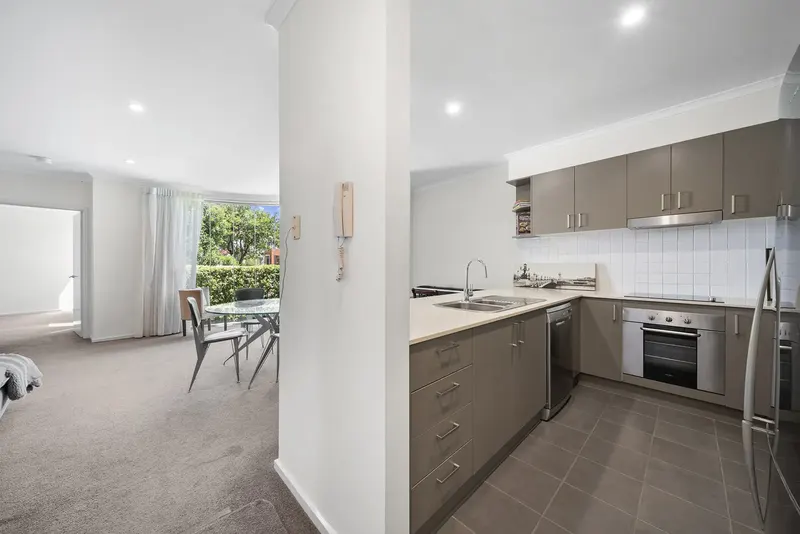 1/7 Coolac Place, Braddon, photo 5